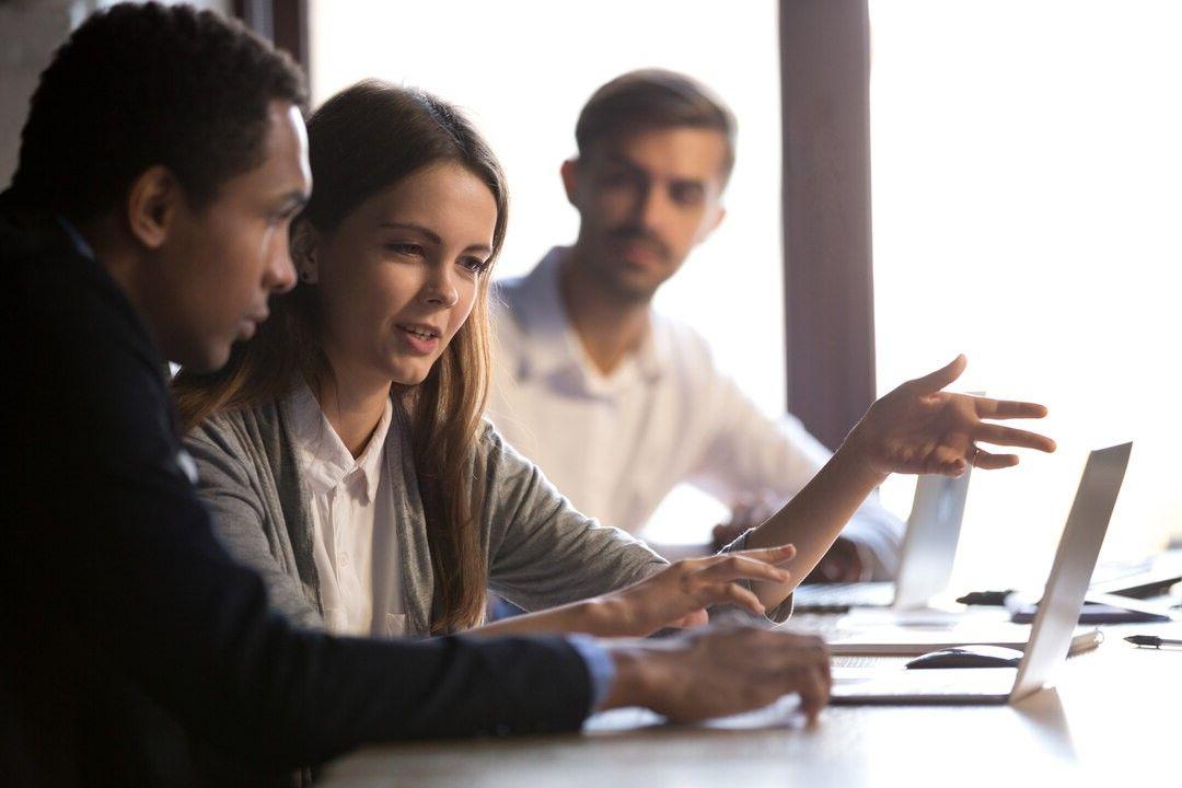 ways to encourage trustees to use board management software